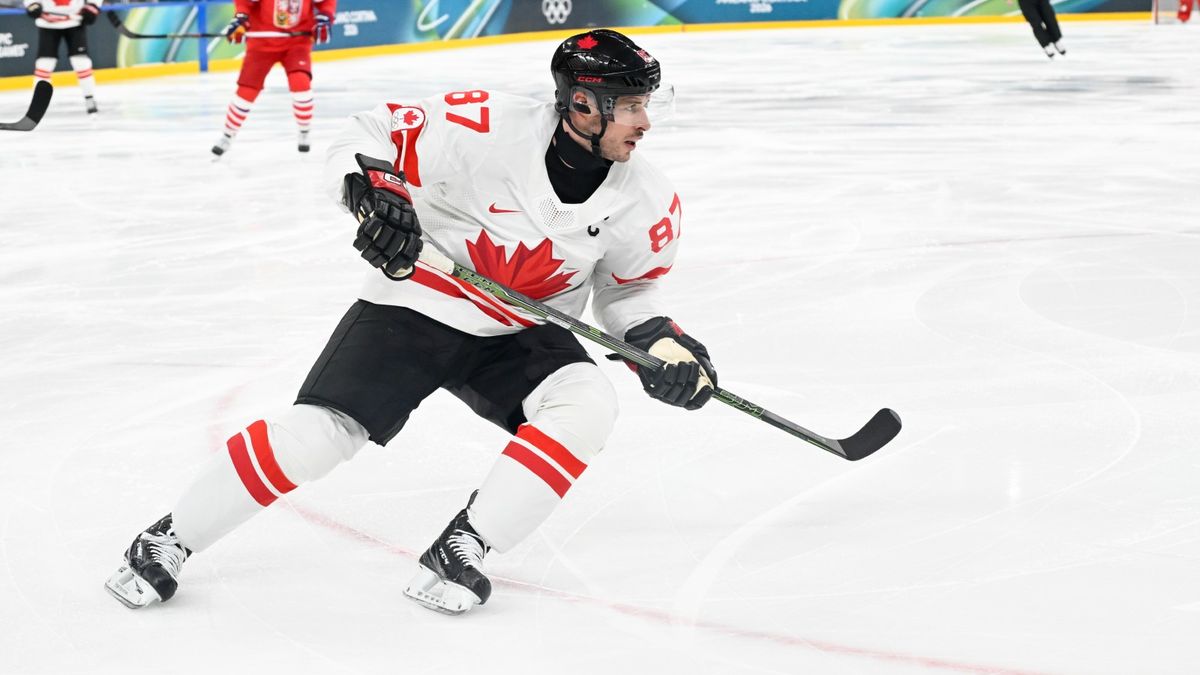 Канада забросила 10 шайб в ворота Франции на хоккейном турнире ОИ-2026