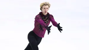 Ученик родителей Ильи Малинина лишил медали другого фигуриста с русскими корнями. Сенсации в финале Гран-при