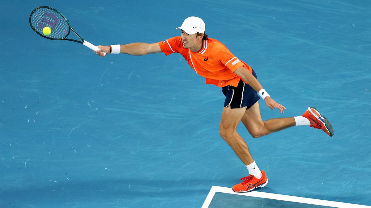 Де Минаур победил Фрица и сохранил шансы на выход в полуфинал Итогового турнира ATP