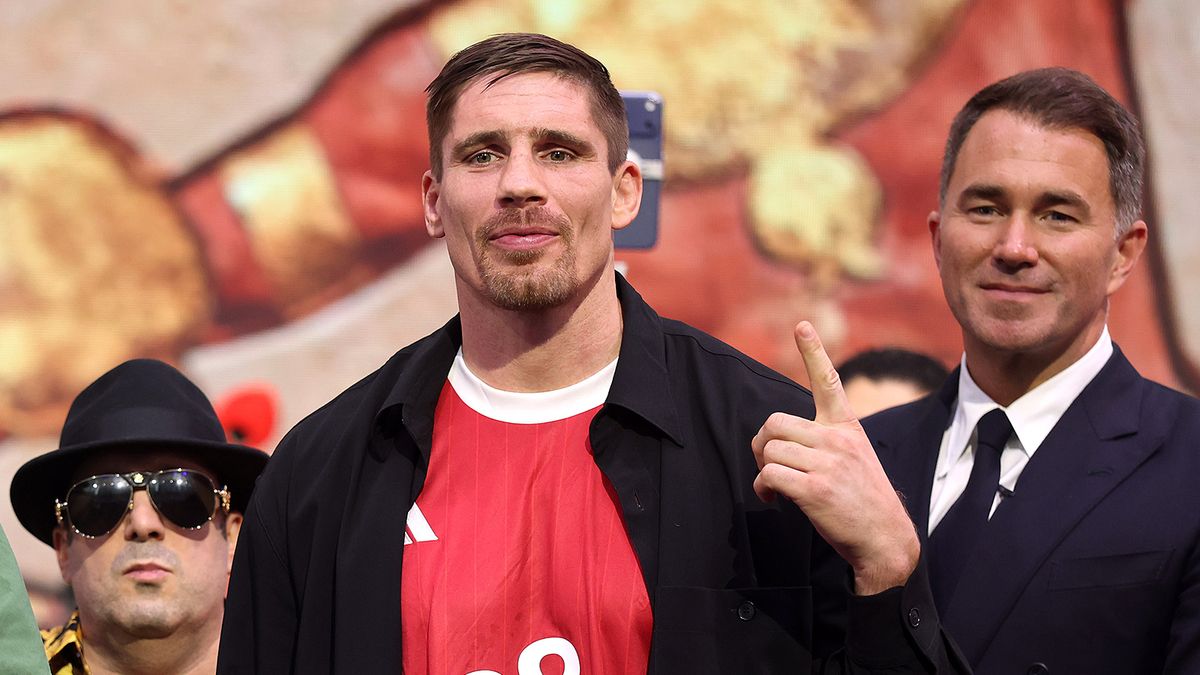 Верхувен — о бое против Усика: «Честно, я был инициатором этой битвы»