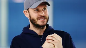 Он умудрился стать легендой КХЛ без единого чемпионства и пропал с радаров в Европе. Барулин едет спасать «Барыс»