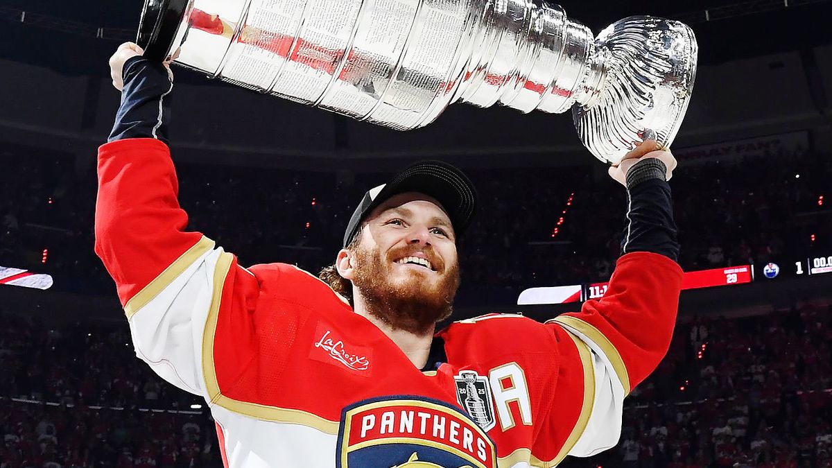 Ткачук начал тренироваться с «Флоридой» в общей группе в бесконтактном свитере. Форвард не играет с августа