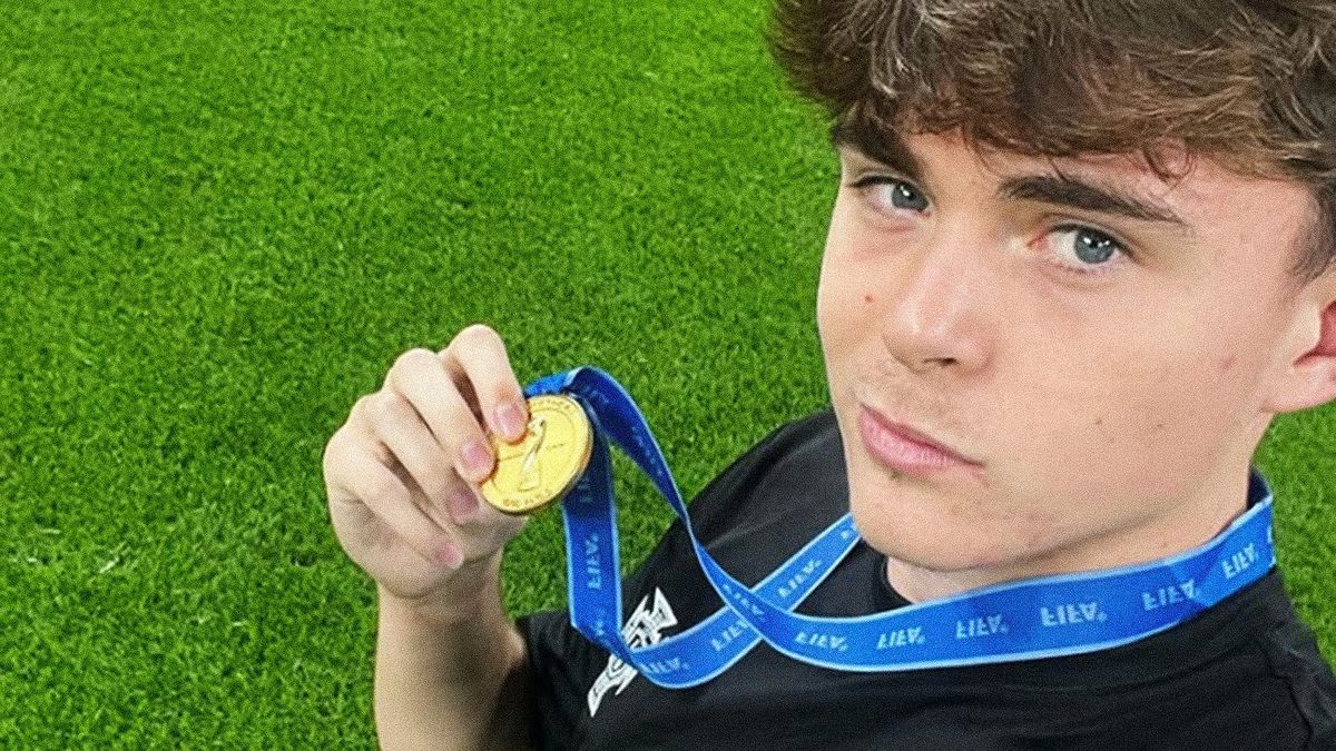 Вратарь с русскими корнями стал чемпионом мира по футболу в составе сборной Португалии U-17