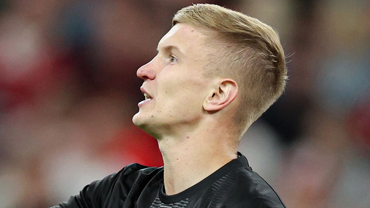 Вратарь «Оренбурга» Овсянников — об игре под руководством женщины-тренера: «Очень тяжело представить»