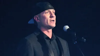 Роман Костомаров