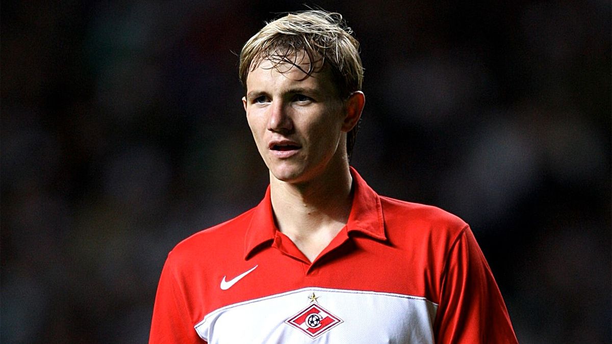 ЦСКА выиграл у «Спартака» по пенальти в финале Кубка Легенд благодаря промаху Павлюченко