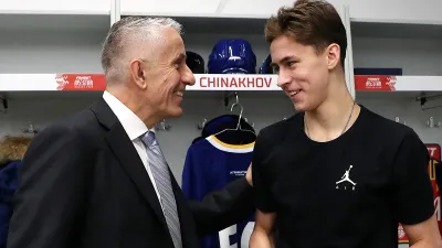 ХК Авангард