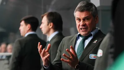 Дмитрий Квартальнов