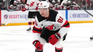 Сенсационный русский герой уделал идола Канады! Грицюк выдал суперматч и нокаутировал команду Макдэвида 