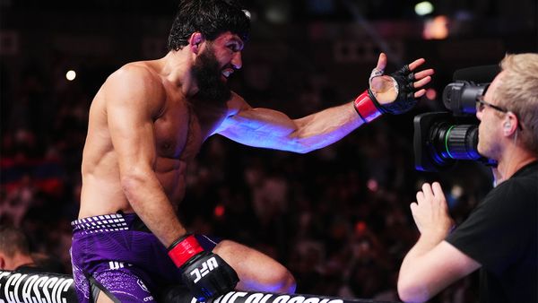 Самый талантливый легковес России растерзал болтливого недруга. Царукян — главный претендент на бой за пояс UFC