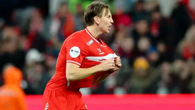 Наиль Умяров