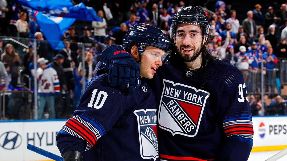 Форварда «Рейнджерс» отстранили на одну игру после опоздания на собрание