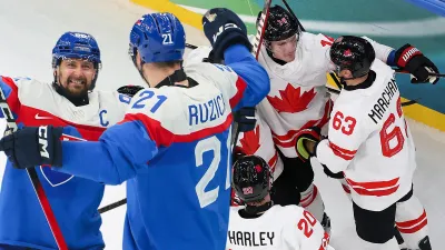 Сборная Словакии по хоккею, Сборная Канады по хоккею