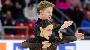 Драма в финале Гран-при по фигурке. Падение фаворитов-новичков может стоить им олимпийского золота