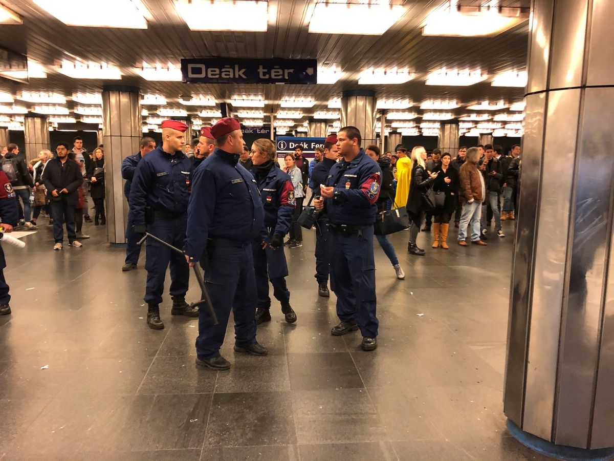 Фанаты метро