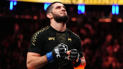 Ислам Махачев