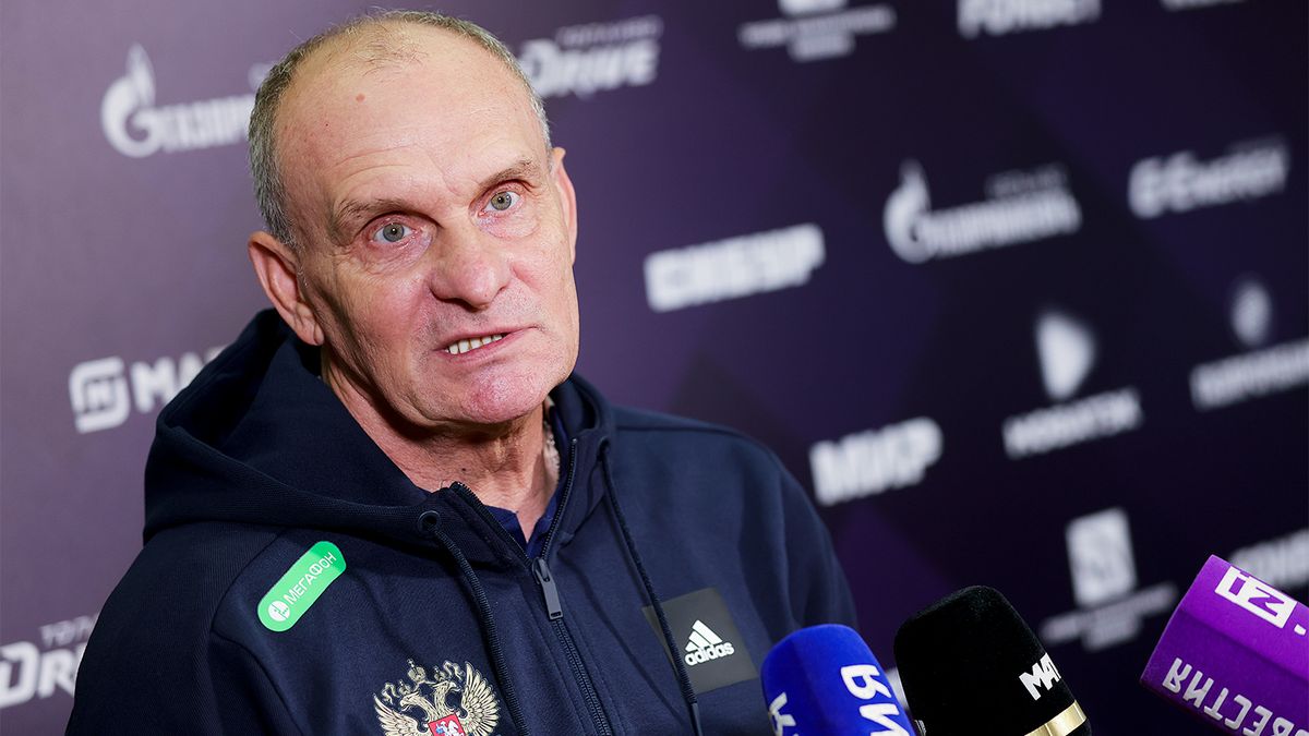 В сборной России объяснили выбор вратарей на матчи против Перу и Чили