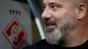 «Спартак» усилится защитником лидера РПЛ, стало известно будущее Станковича. Трансферы и слухи дня