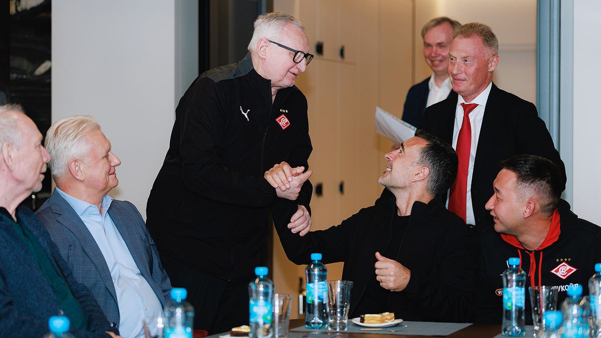 Стали известны подробности встречи Карседо с ветеранами «Спартака»: «Мы были очень удивлены, что он согласился»