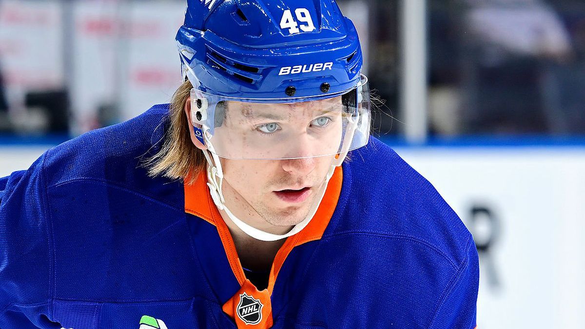 Ассист Шабанова помог «Айлендерс» обыграть «Чикаго»