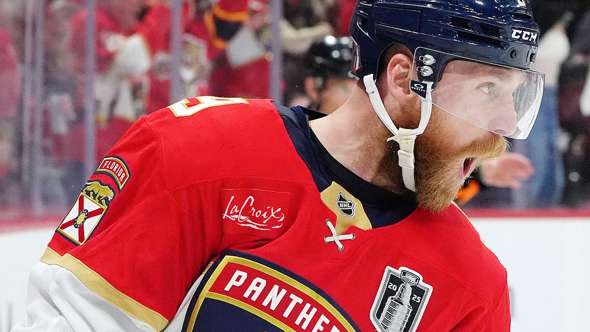 Форвард «Флориды» Беннет признан игроком дня в НХЛ