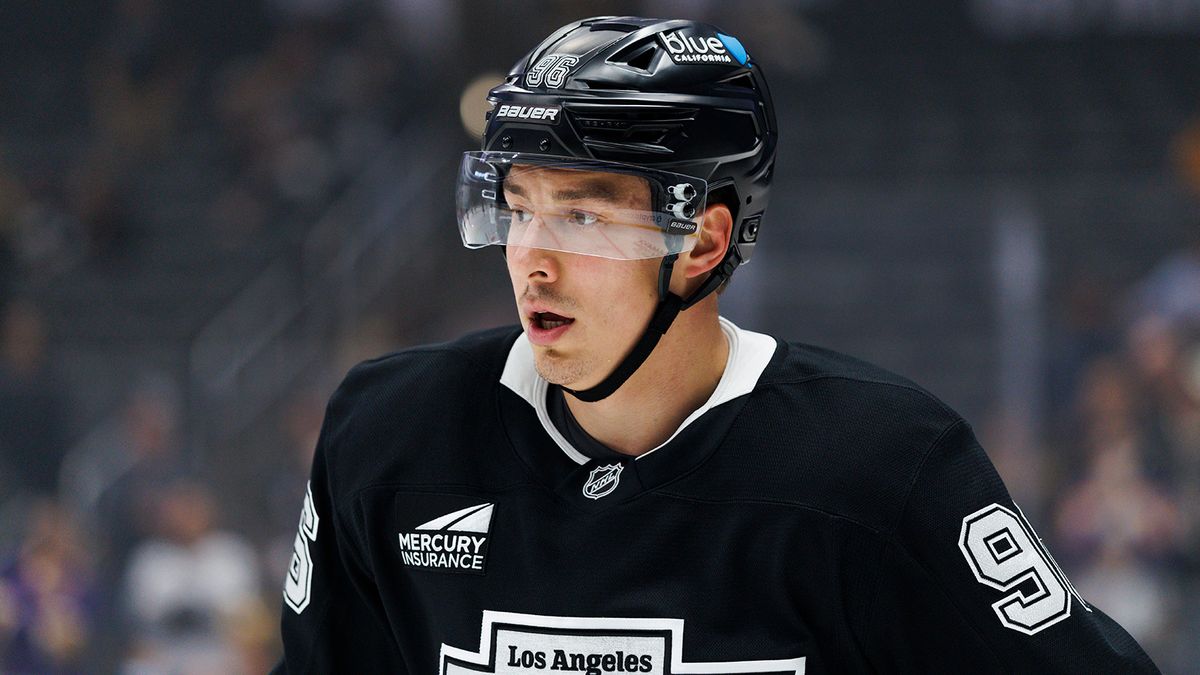 Ассист Кузьменко помог «Лос-Анджелесу» обыграть «Анахайм» в предсезонном матче
