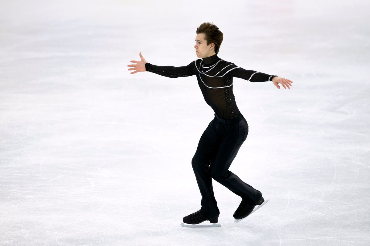 Губки бантиком Щербаковой, синие очки Косторной, Трусова в будоражащем топе. Воссоединение великого трио ТЩК: Фото