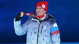Большунов не тренировался летом не только из-за беременности жены. Он снимался в «Титанах» 