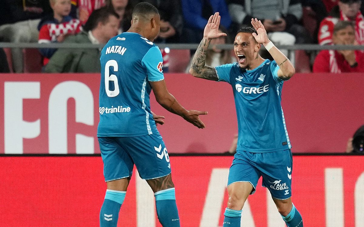 «Бетис» в концовке ушел от поражения в матче с «Вильярреалом» благодаря дублю Антони