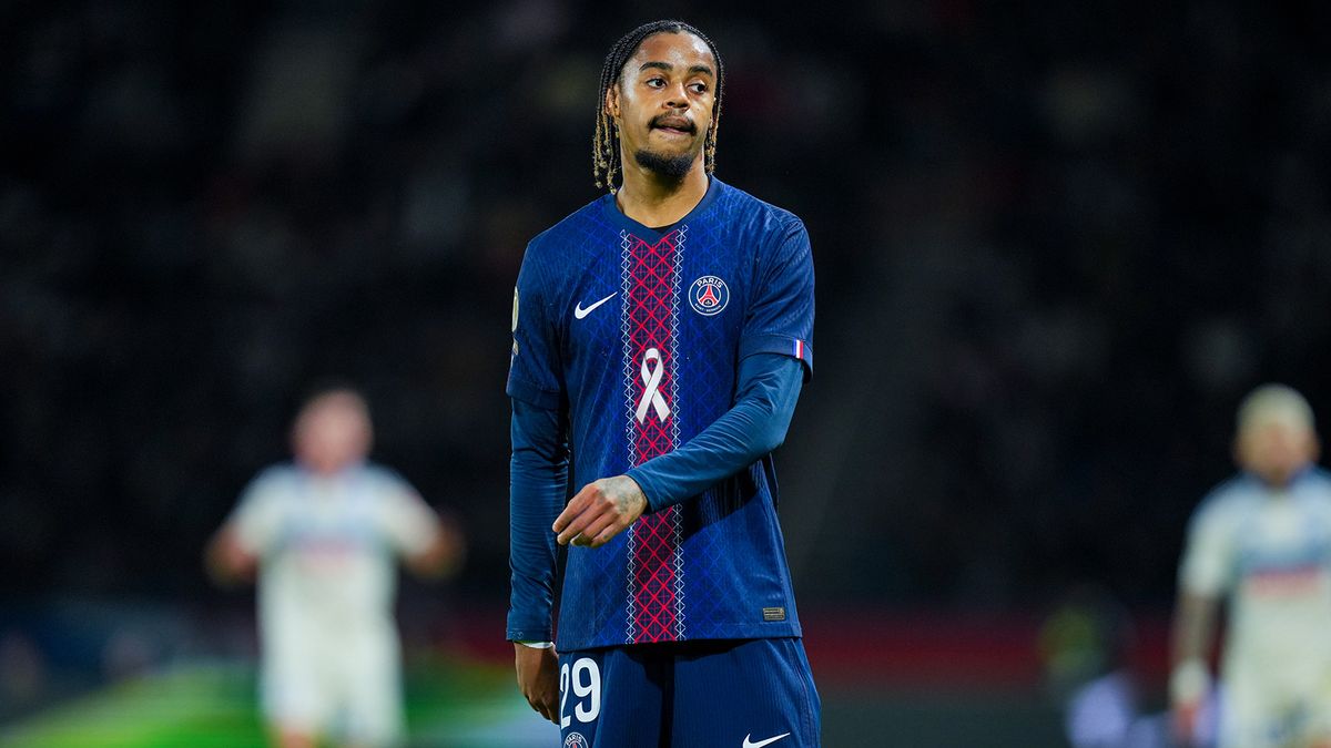 «ПСЖ» сыграл вничью со «Страсбуром», не сумев победить во втором матче подряд. Команды забили 6 мячей