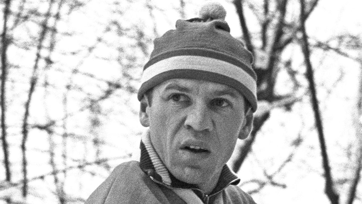 Сталин отправил его на лесоповал, а он решил испортить жизнь легенде СССР. История великого Майорова и соседа