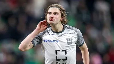 Максим Петров