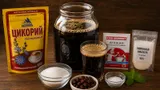 Покупаю цикорий за копейки и готовлю дома квас вкуснее магазинного за пару минут — все ингредиенты есть на кухне