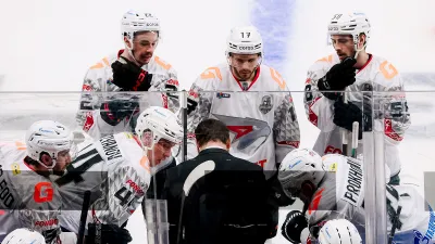 ХК Авангард