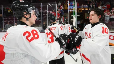 Молодежная сборная Канады по хоккею