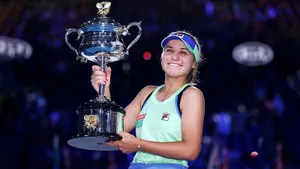 Американка из Москвы — самая юная чемпионка Australian Open за 12 лет. В финале Кенин удался камбэк