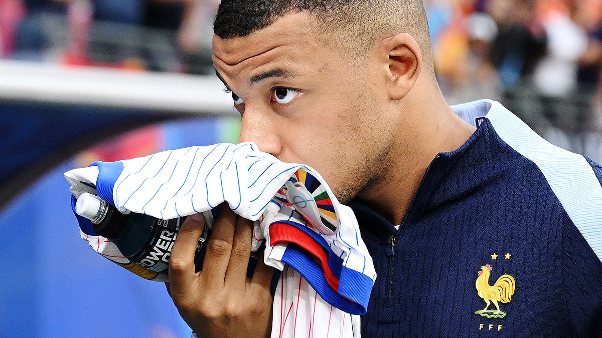 Франция — Украина: Мбаппе и Забарный появятся на поле с первых минут