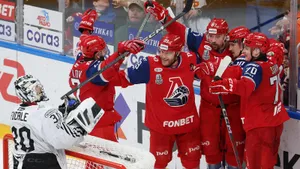 Такого не было 16 лет! «Локомотив» выиграл в финале Кубка Гагарина впервые с 2009 года, переехав «Трактор»