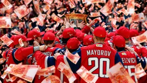 У чемпиона безлимитная карта, 10 миллионов на человека — это мало. Какие премии платят за победу в Кубке Гагарина