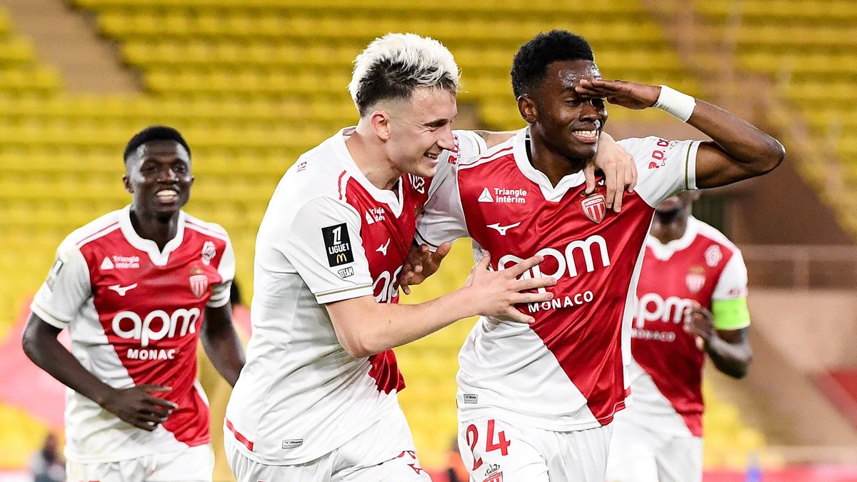 «Монако» победил «ПСЖ», Головин забил гол Сафонову