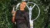 Соболенко приняла участие в показе Vogue в Милане и встретилась с российской моделью Ириной Шейк