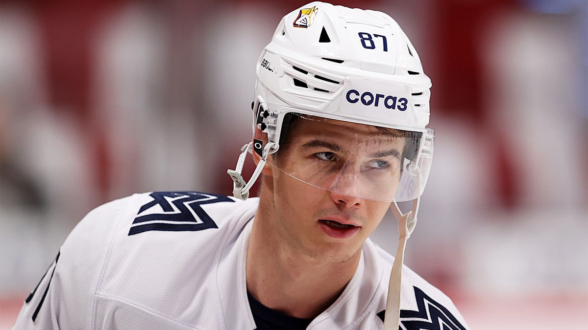 Ларионов — о Голдобине: «Хотим видеть от него больше огня»