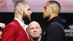 Прохазка и Ульберг устроят войну до нокаута, Коста будет бегать от Мурзаканова. Экспресс на UFC 327