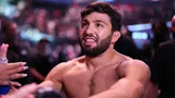 Россиянин снесет рекордсмена UFC и станет претендентом на пояс Махачева! Прогноз на Чарльз Оливейра — Арман Царукян