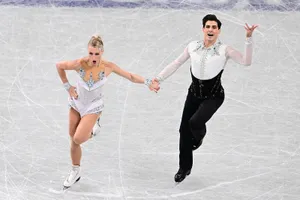 Суперзвезду фигурки не спасает фирменный вог — американцев ставят выше. Дикая интрига в финале Гран-при