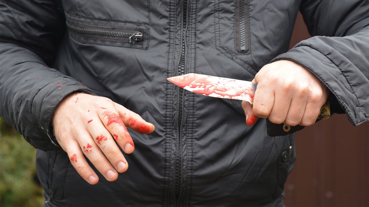 Итальянка ударила ножом мужа, болевшего за «Наполи» — она решила, что супруг оскорбляет ее, а не судью