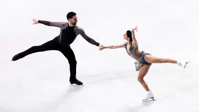 Д. Стеллато-Дудек / М. Дешам