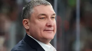 «КХЛ сейчас самая равная в истории. Явного фаворита, как «Локомотив» в прошлом сезоне, нет». Интервью Гатиятулина