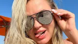 Анна Семенович показала развратные предложения от мужчин, ответив им. Ее женские прелести не дают покоя поклонникам