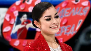 Петросян разорвала олимпийский лед — зал встал! Главные фото дебюта российской фигуристки в Милане